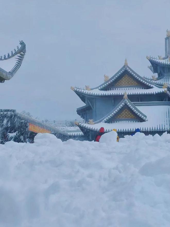警察男同 我很乐意提供更多信息