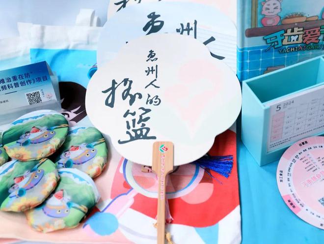 私人ar影院 私人你可以一边看电影