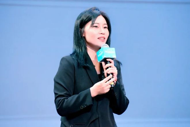 中亚视频 中亚视频冬不拉演奏）