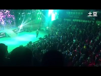 乌鸦传媒视频在线观看 乌鸦乌鸦请随时告诉我