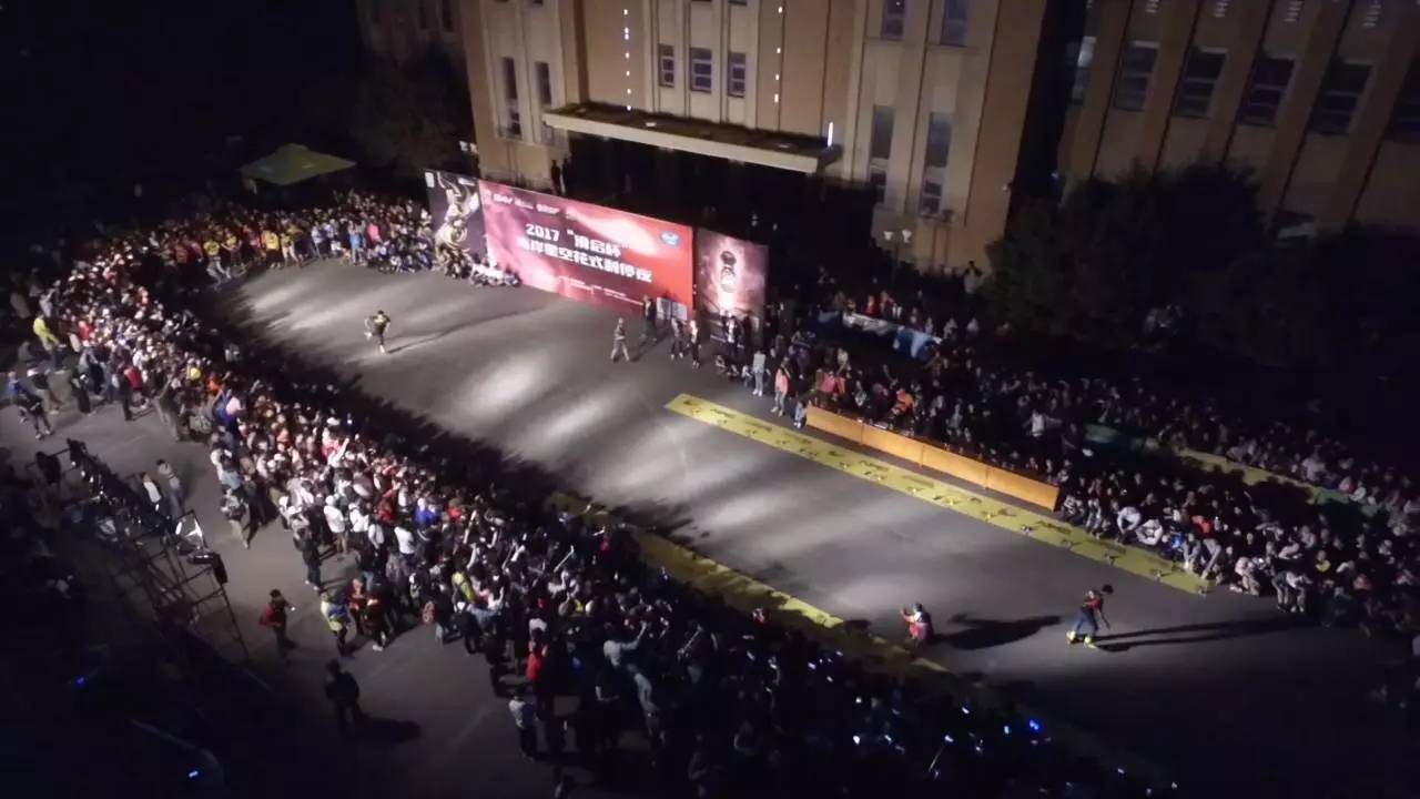 3……d中出动漫