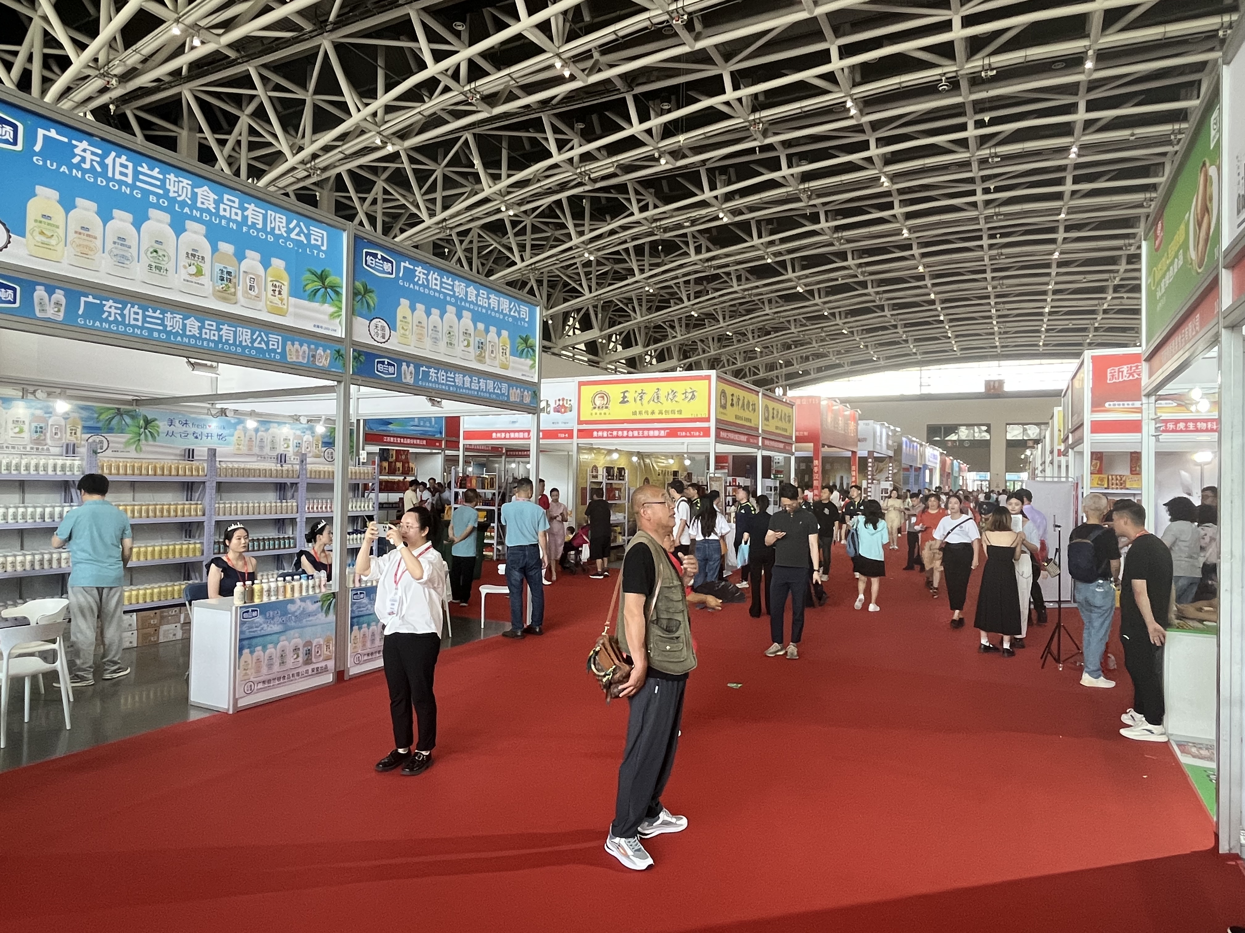 p图视频 图视频功能类似剪映