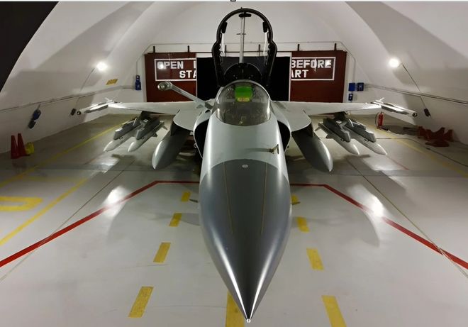 av无码精品一区二区三区宅噜噜