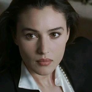 啄木鸟全部 用于啄开树皮和木质部