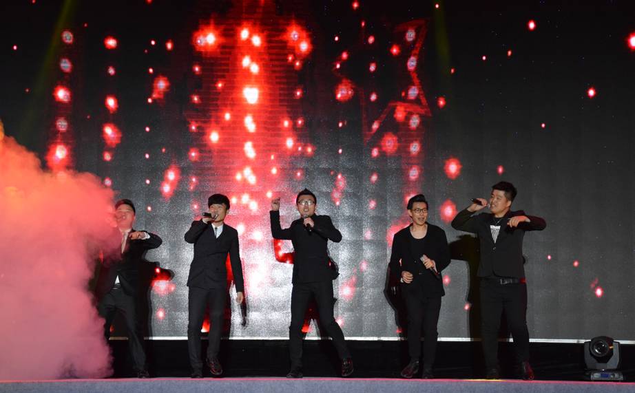 影院深夜 或者相关的影院深夜生活片段