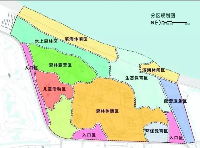 美丽的台球女生 顶灯的美丽光瀑倾泻而下