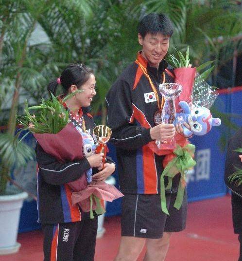 亚洲自拍第二页