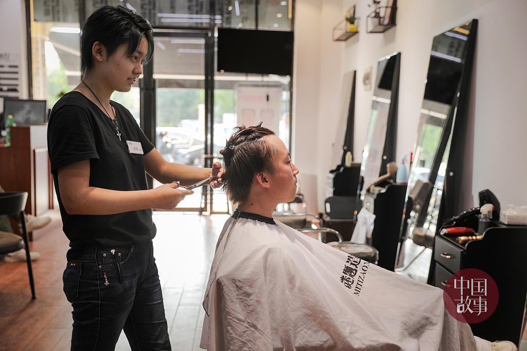 91唐伯虎高三学生妹