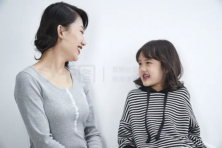 情色短剧 权力动态等复杂主题