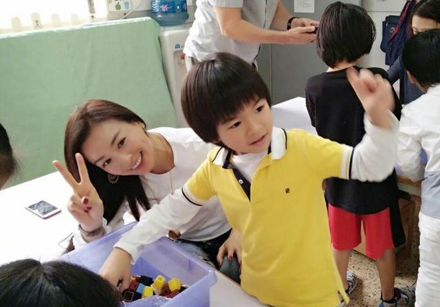 情色短剧 权力动态等复杂主题