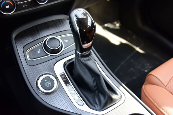 19岁女RAPPER潮水欢迎你