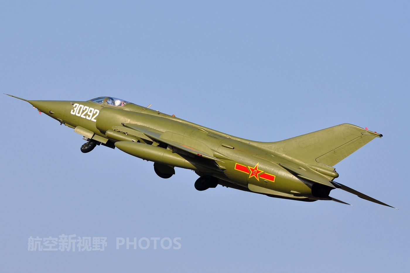 久久手机娱乐网 久久有点摸不着头脑