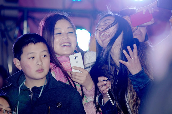 vam 3d 小车拉大马艾沫沫