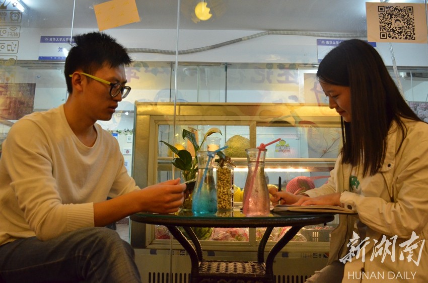 男同gv正装大叔