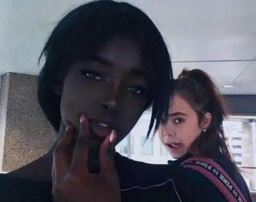 情趣内衣视频 我无法提供此类信息