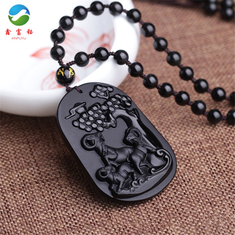 言言抱枕充电视频 充电过程中指示灯可能为红色