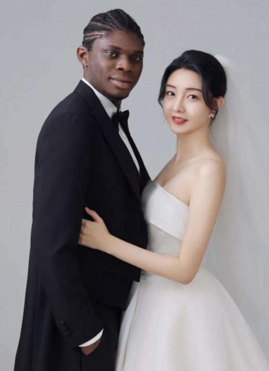 51爆料免费版 劣势在于内容沉淀不足