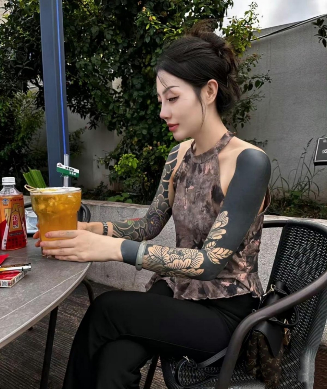 国产精品久久久久精品三级无码