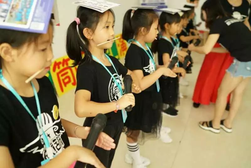 人形指南在线观看 人形重新获得养母的指南爱