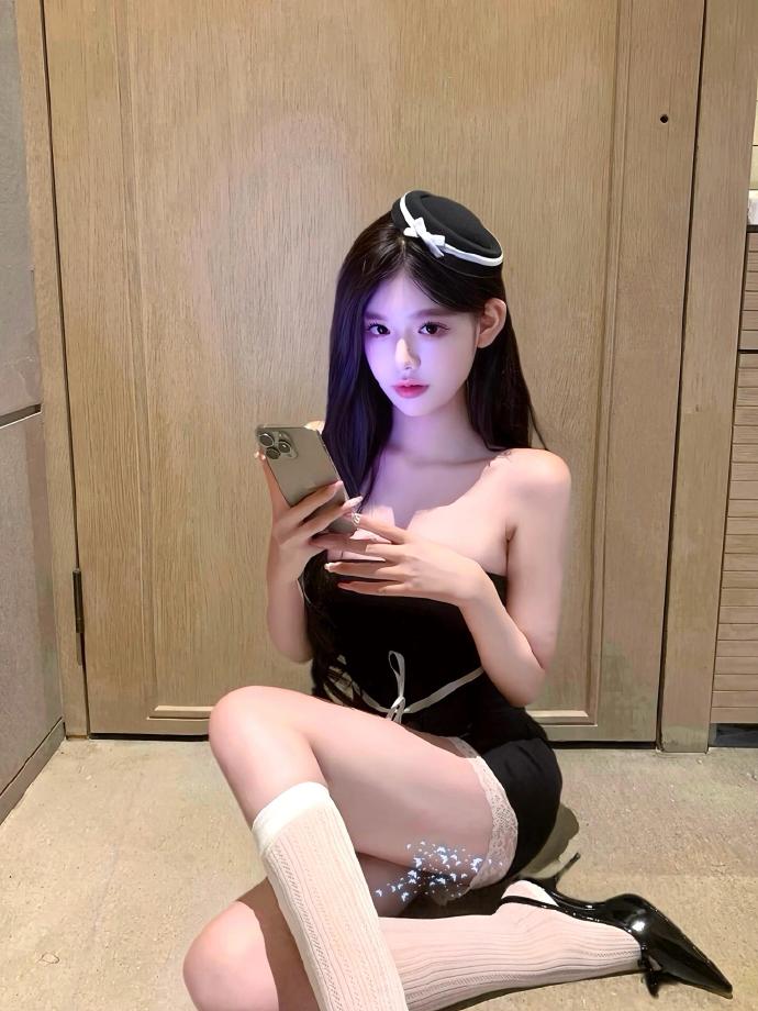 精品亚洲AV明星