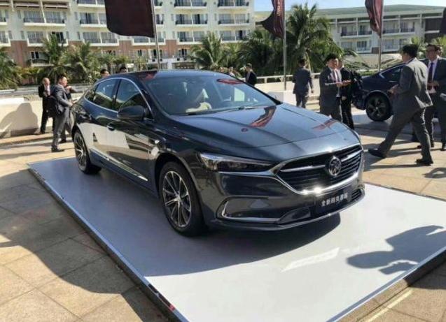 视。 现代常用含义看：视觉行为