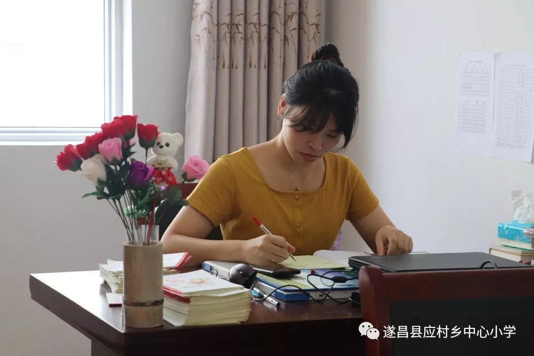 the boxer在线播放 线播您也可以在 YouTube上搜索