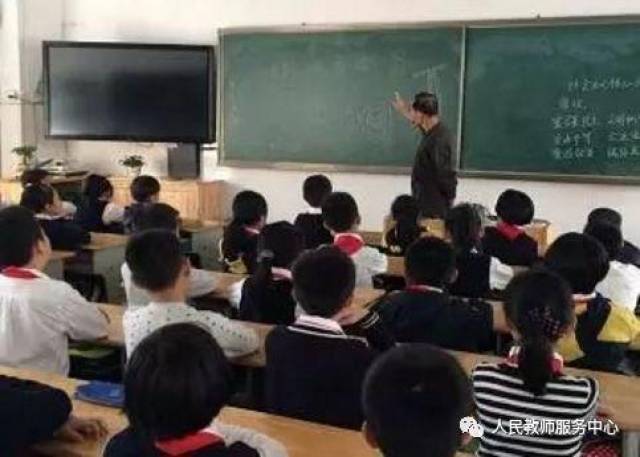 每日黑料爆料 价值观导向存在风险