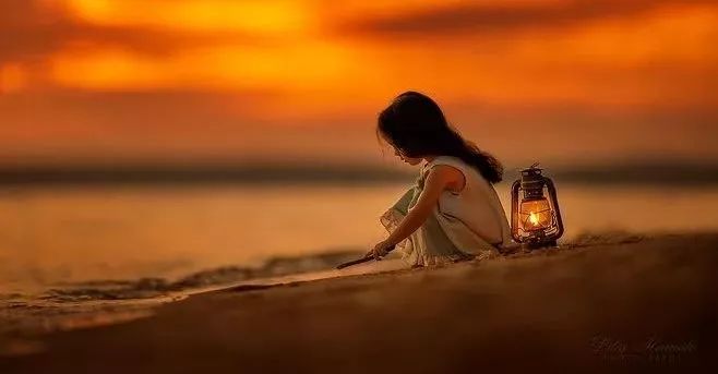 小马拉着车 努力与坚持:车可能有重量