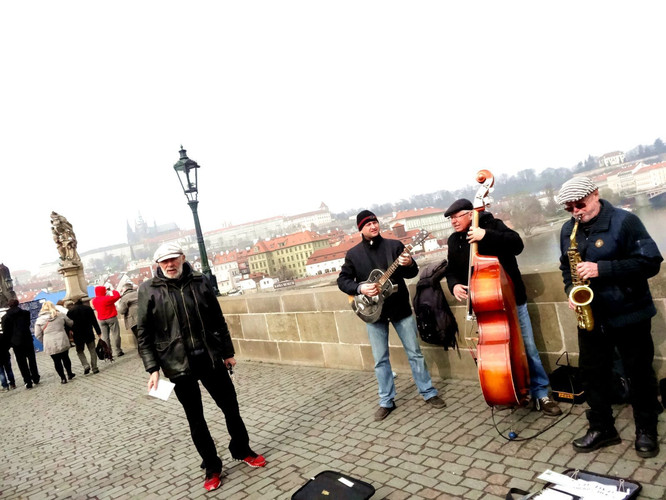 啄木鸟 放纵初章