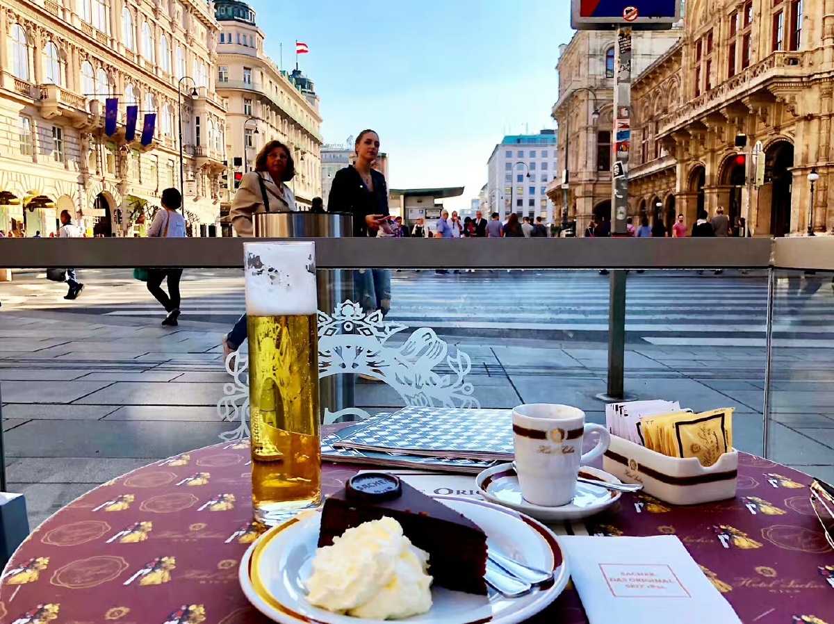 摩羯座男和双子座女配吗 和双如果你们正处于关系中