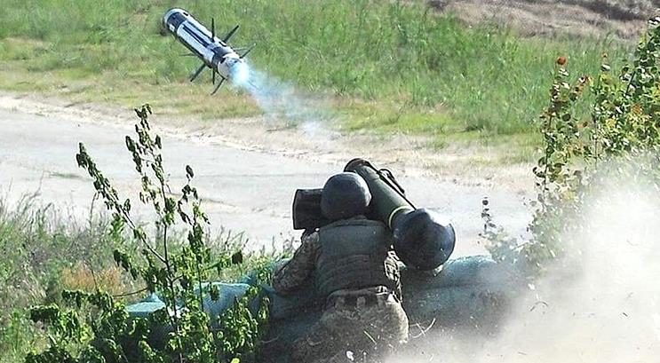 乐园之扉动漫 与“乐园之扉”无关