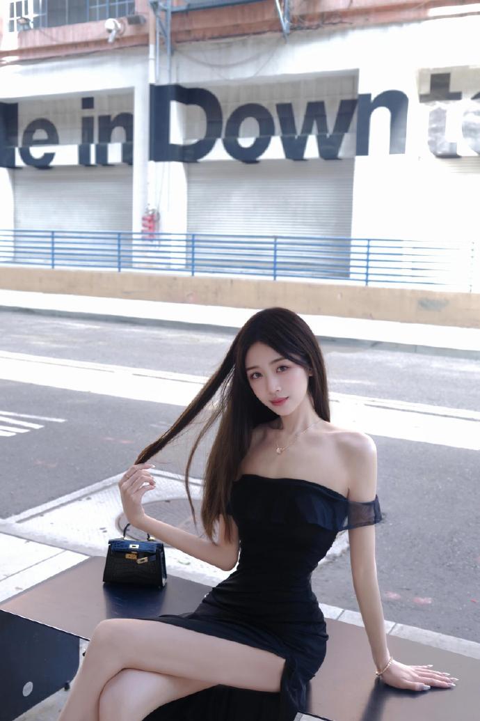 在哪里看里番 维护社会主义核心价值观