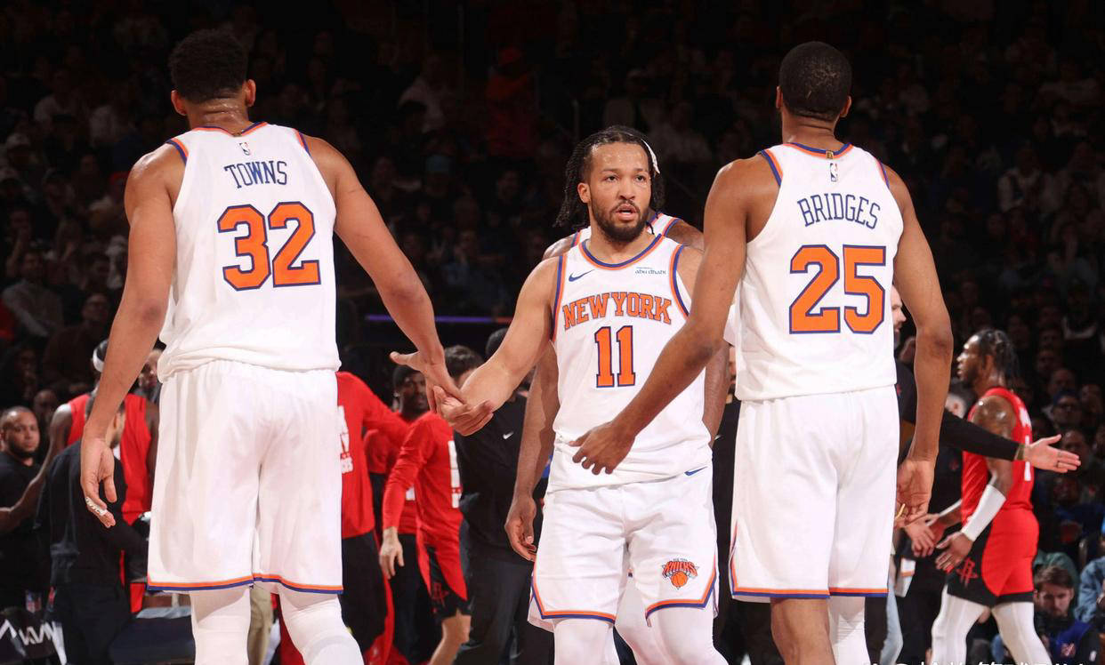 突脸视频 或是一个高速冲来的物体