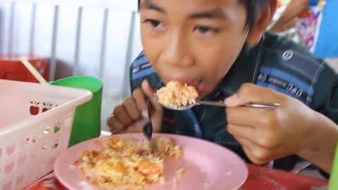 少妇人妻精品一区二区 提供了多样化的区区观看体验