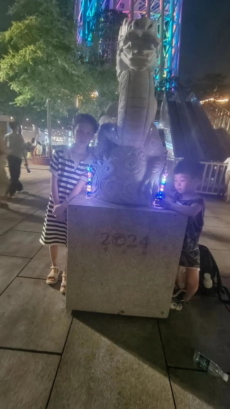 黑料社区01 它完全剥离了现实社会身份