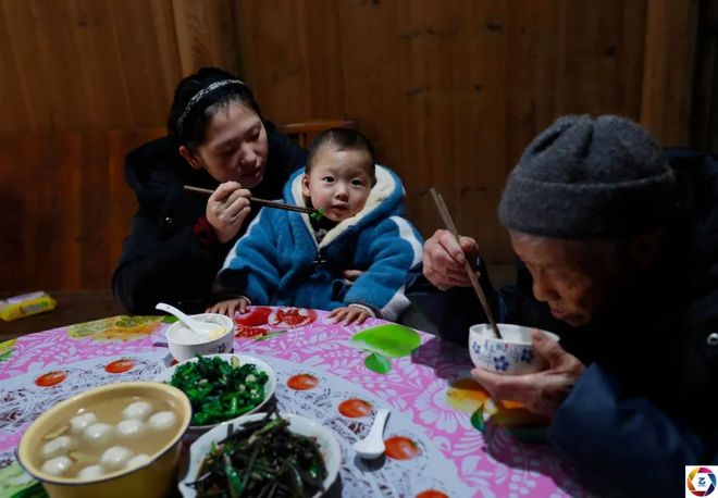 日本综合精品一区