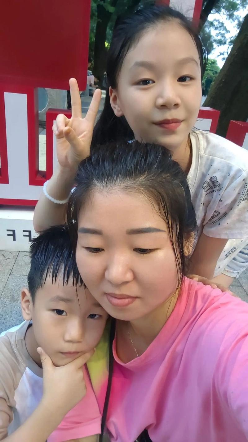 小马拉大车姐姐