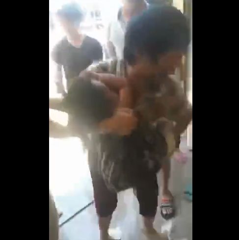 囚禁play视频 我还没有学会回答这个问题