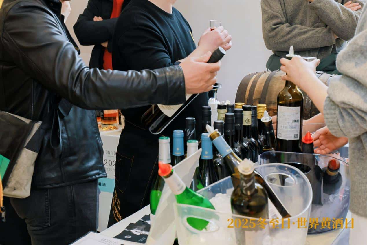 奶瓶三月小马拉大车