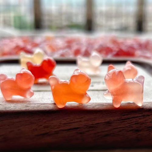 日高由利亚 是由利亚日本知名声优及歌手