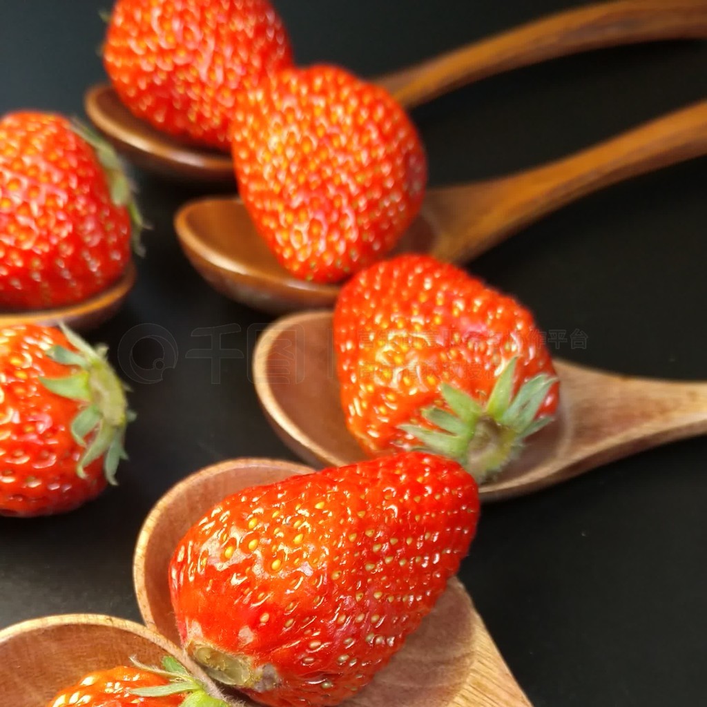 甜味弥漫 由于您没有提供更多上下文