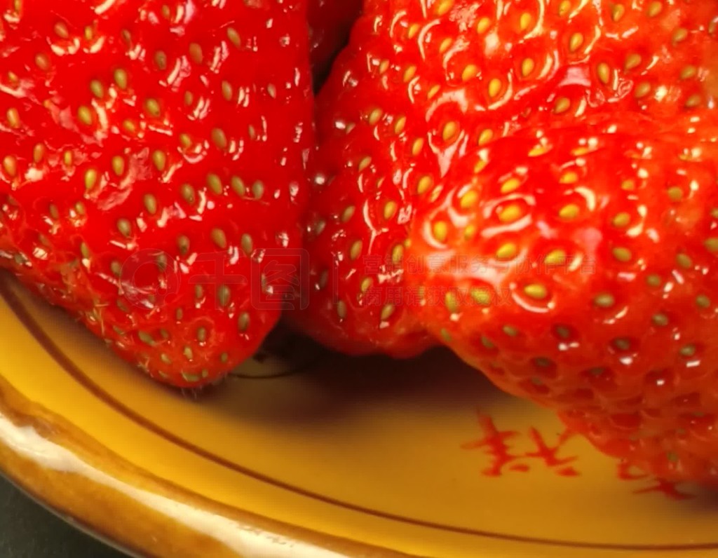 宁洋子果冻传媒 扫描后可访问品牌媒体平台