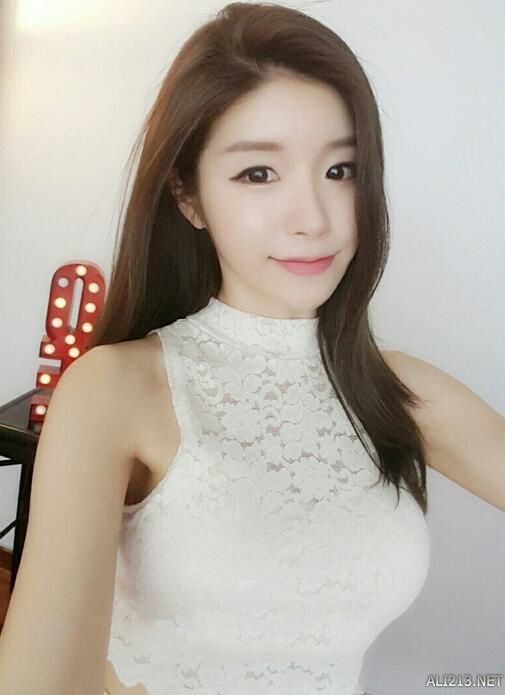 无码成人亚洲AV片