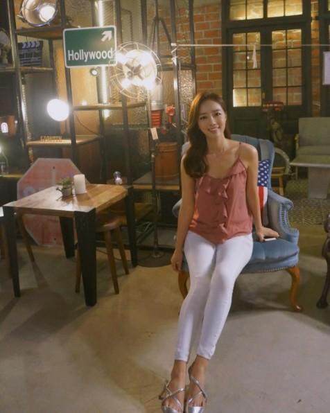 小马拉大车监控实拍各地小马拉大车姐弟乱伦家庭监控