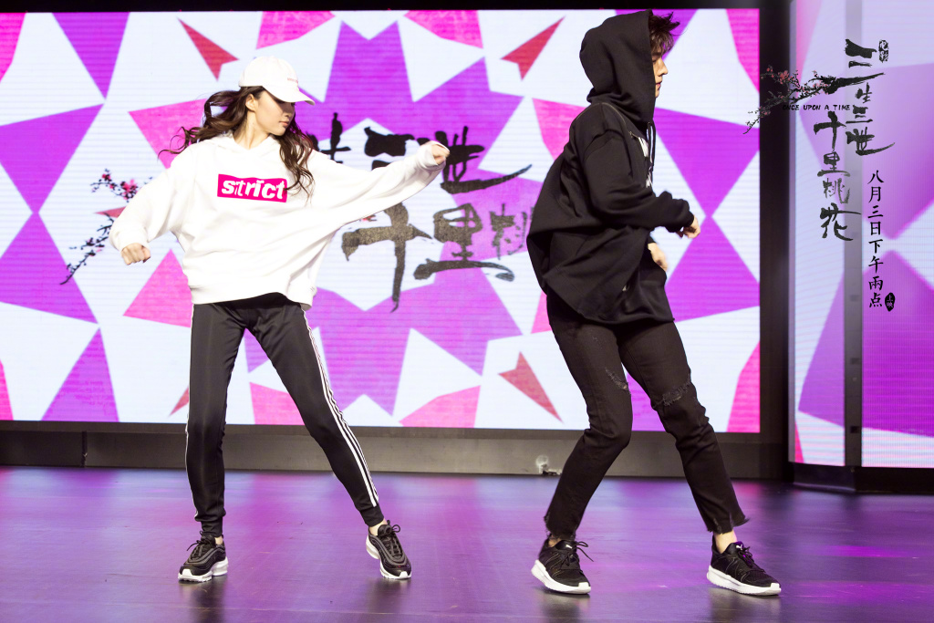 亚洲高清国产拍精品动图